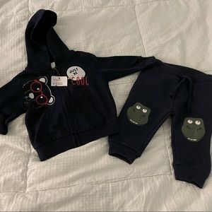 Baby boys navy sweatsuit size 6-9 months